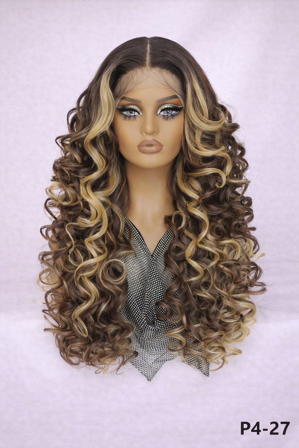 Bouncy Latish Queen wig