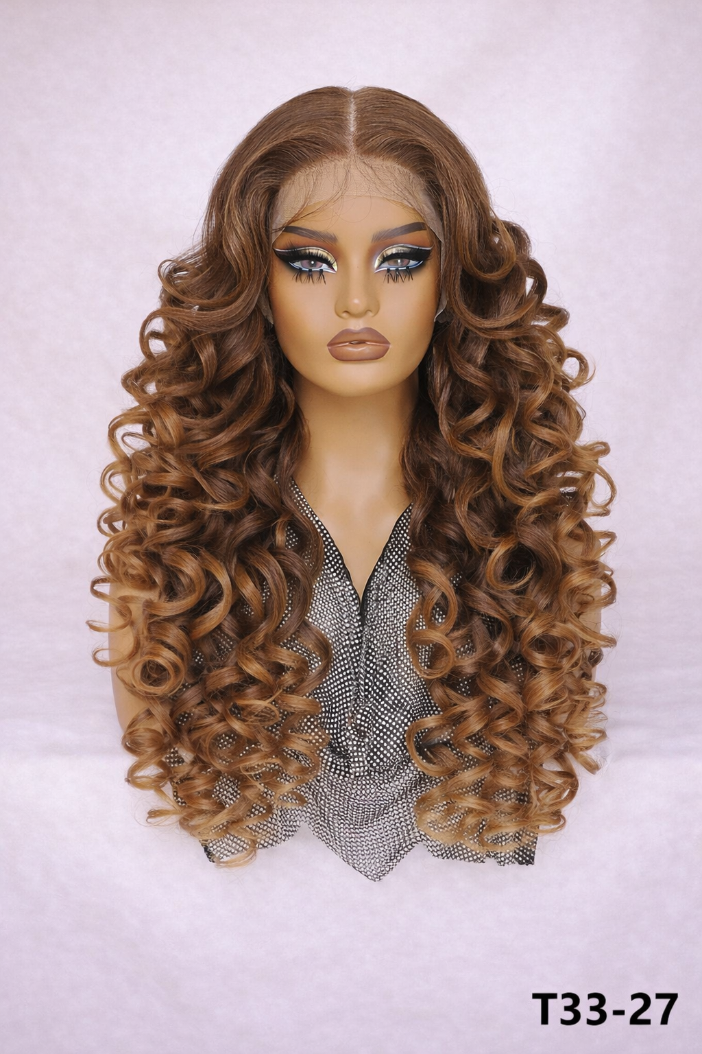 Bouncy Latish Queen wig